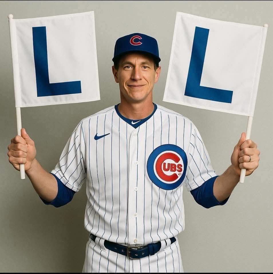 <a href="/luisolmos89/">Luis Felipe Olmos</a> #FlyTheL