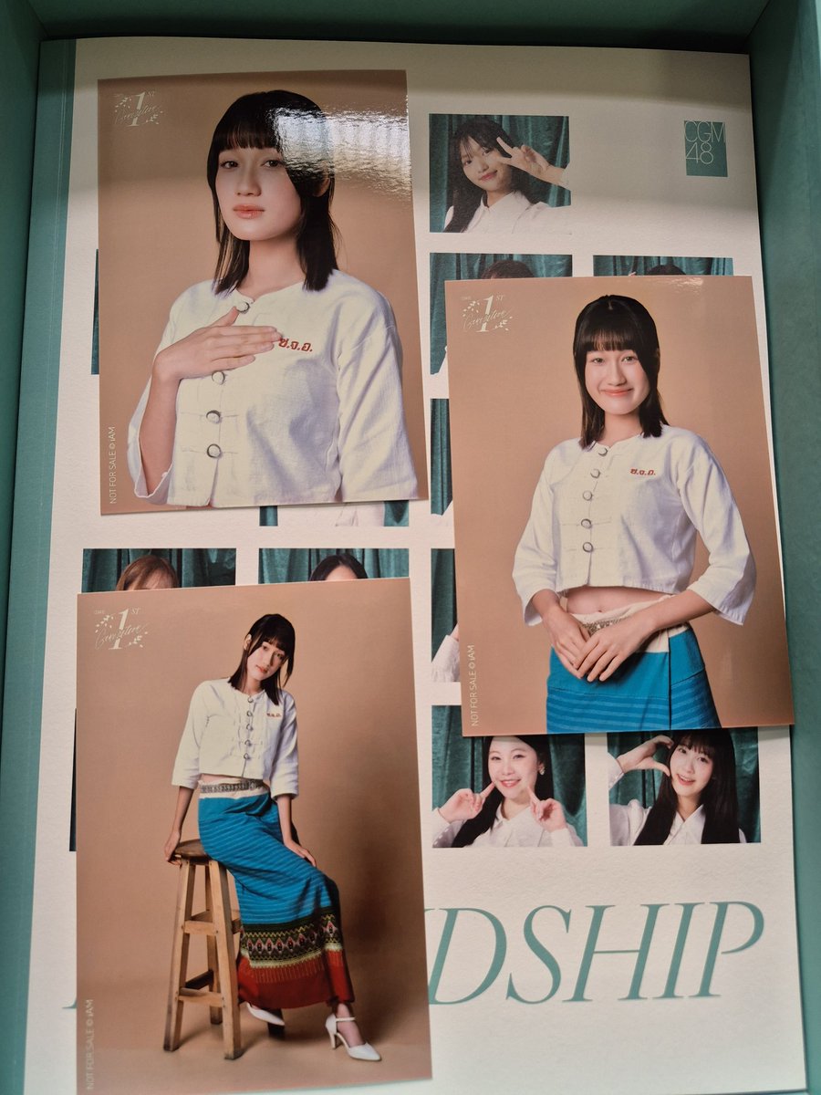 Penguin_CGM48's tweet photo. สวยงามอะ🥹 ส่งท้ายกันอย่างสวยงามจริงๆ เล่มเฟรนด์ชิพก็รวบรวมเรื่องราวได้เรียบง่ายแต่สวยงามมาก เดี๋ยวมานั่งอ่านละเอียดๆอีกที ฮรอล เดะเหลือเล่มของไข่หวานอีกเล่มที่สั่งไปทีหลัง
#Penguinreport https://t.co/KqZFJmbMW7