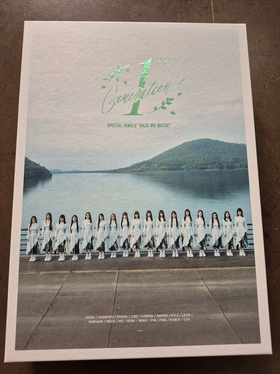 Penguin_CGM48's tweet photo. สวยงามอะ🥹 ส่งท้ายกันอย่างสวยงามจริงๆ เล่มเฟรนด์ชิพก็รวบรวมเรื่องราวได้เรียบง่ายแต่สวยงามมาก เดี๋ยวมานั่งอ่านละเอียดๆอีกที ฮรอล เดะเหลือเล่มของไข่หวานอีกเล่มที่สั่งไปทีหลัง
#Penguinreport https://t.co/KqZFJmbMW7