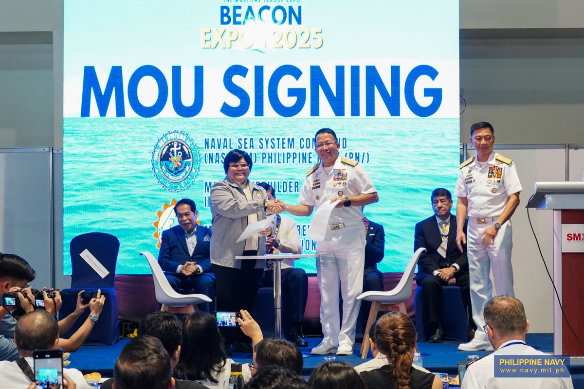 Philippine_Navy's tweet image. TEAM UP TO LEVEL UP | PH #Navy, MSSAI Seal Partnership for Naval Shipyard Capability Upgrade
👉🏽web.facebook.com/share/p/15gYJA…
#ProtectingtheSeasSecuringOurFuture
#ModernandMultiCapablePHNavy
#OneAFPOnePhilippines
#StrongAFPStrongPhilippines