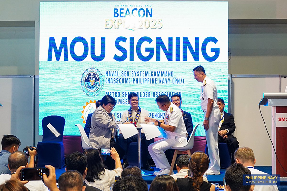 Philippine_Navy's tweet image. TEAM UP TO LEVEL UP | PH #Navy, MSSAI Seal Partnership for Naval Shipyard Capability Upgrade
👉🏽web.facebook.com/share/p/15gYJA…
#ProtectingtheSeasSecuringOurFuture
#ModernandMultiCapablePHNavy
#OneAFPOnePhilippines
#StrongAFPStrongPhilippines