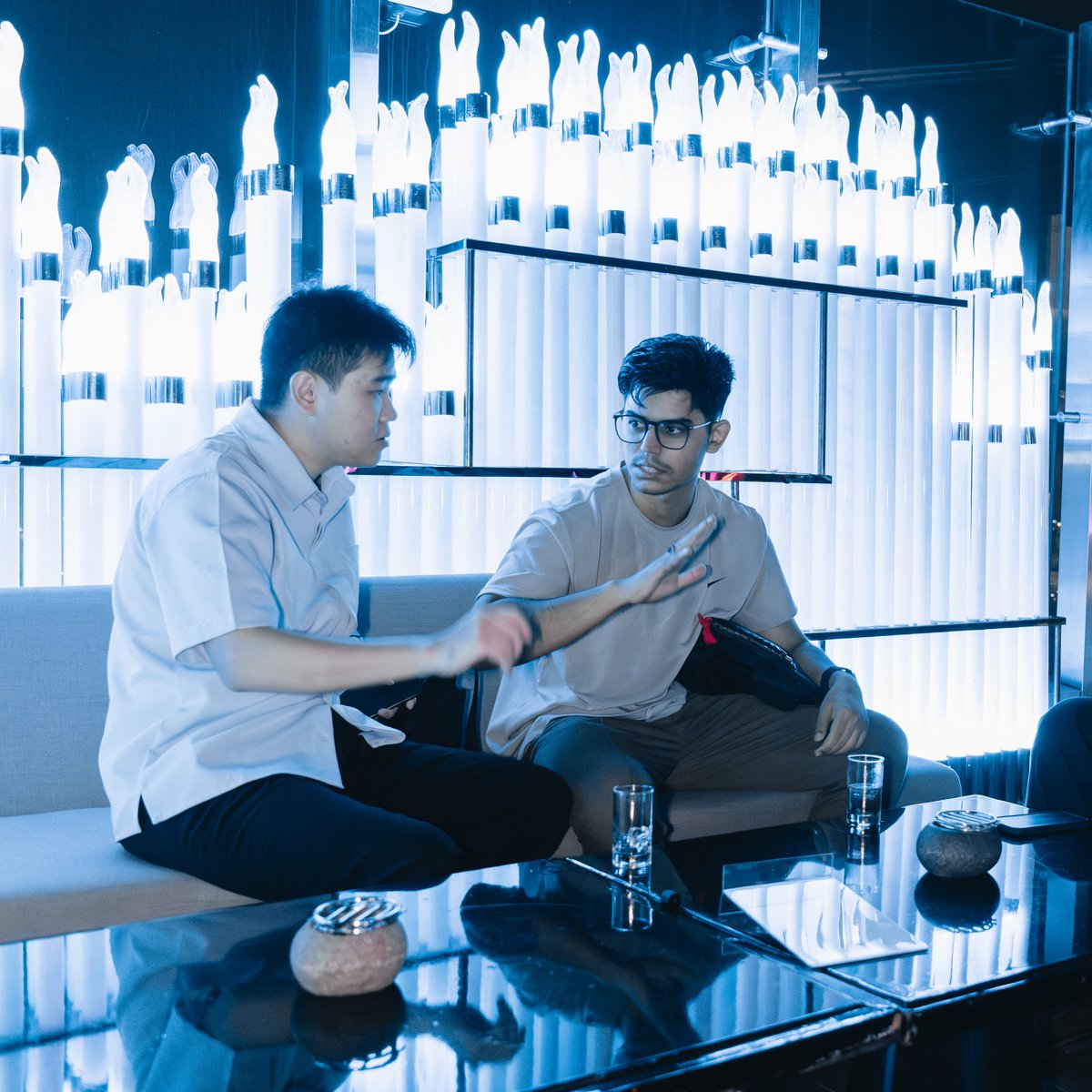 baseindo's tweet photo. Indonesia’s Base community is just getting started.

Let's build onchain ✊🏻🟦