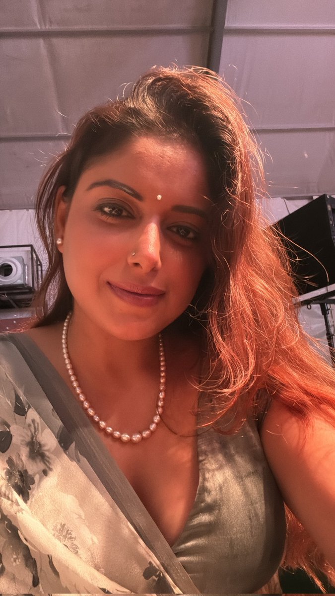 G2oZ5ABW4AAKQjL?format=jpg&name=medium