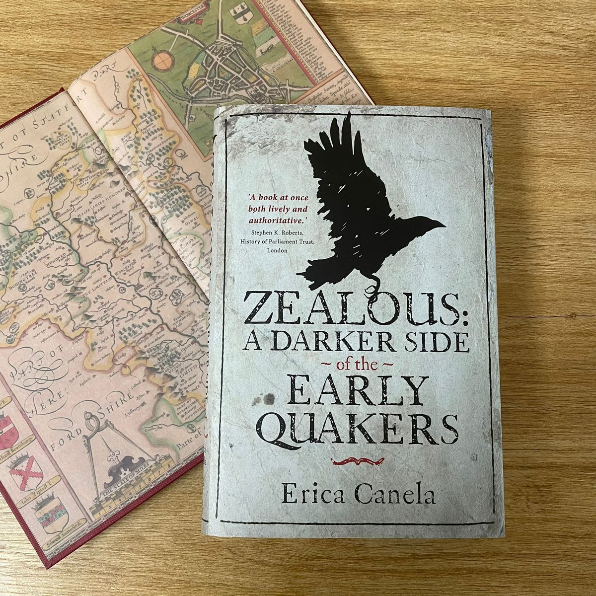Endpapers appreciation post... 🤩 We're just a ✨ little ✨bit obsessed with this new book by <a href="/ericanela/">Dr Erica Canela</a>:

📖 Zealous: A Darker Side of the Early Quakers

🛒 Save 20% off when you order here 👉 buff.ly/LGPFgqU