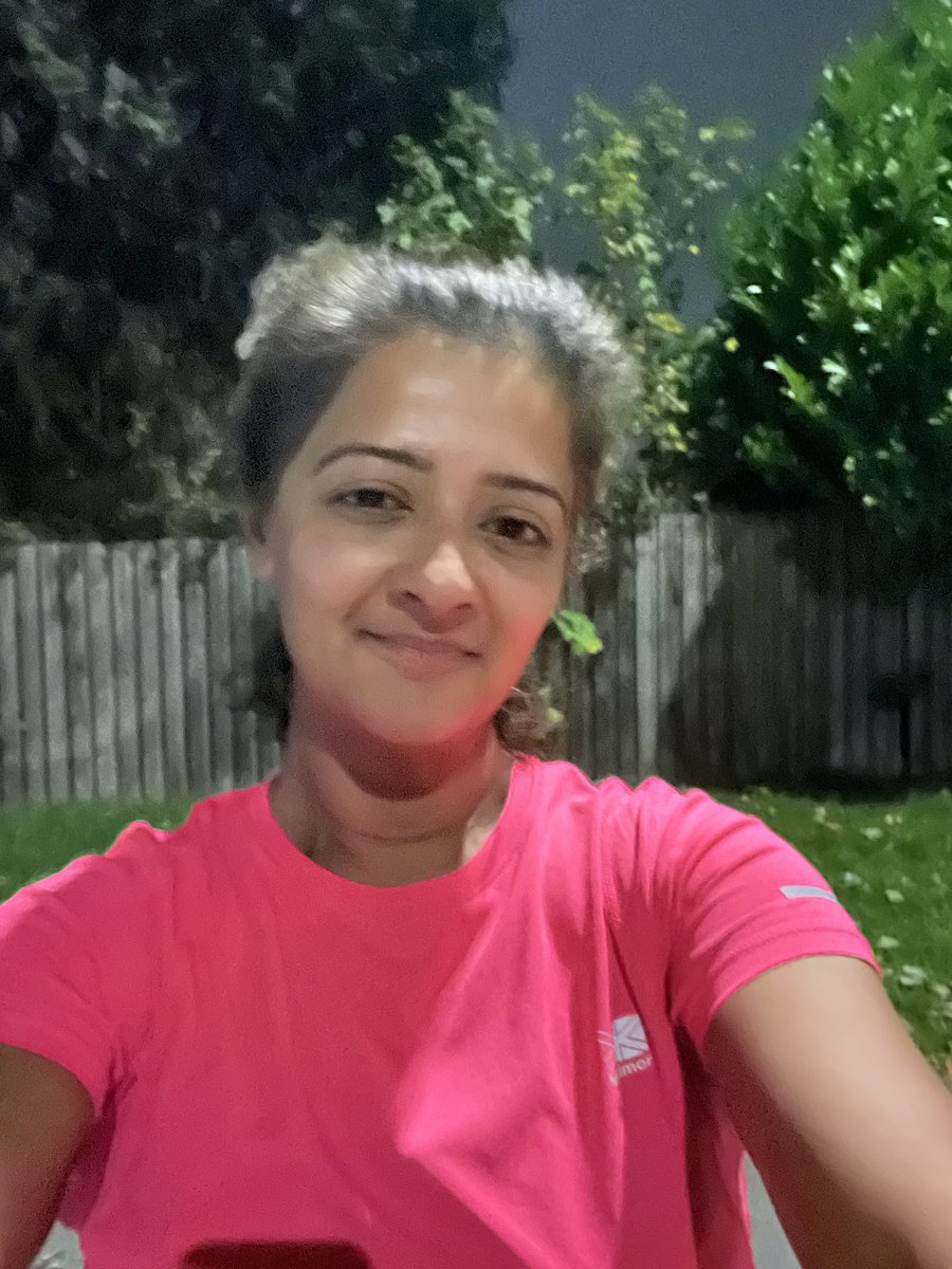 AmnahIqbal's tweet photo. Taper week getting ready for Sundayβs #Manchesterhalf
Peaceful, easy miles to get Tuesday started!πͺπΌπ https://t.co/KW4p8GnQp5