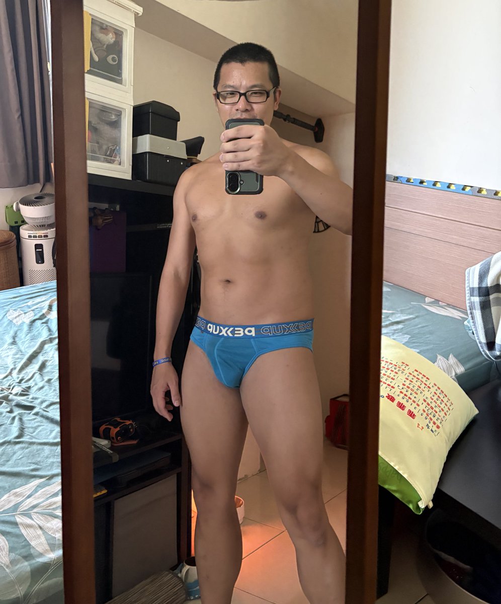 HuskyDog tweet media