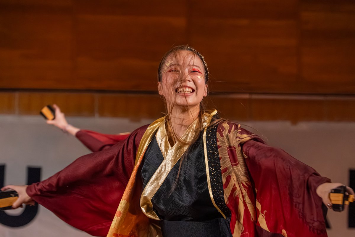 121rikka's tweet photo. 桑芸祭

札幌市立大学〜真花〜

#桑芸祭
#真花
#YOSAKOI https://t.co/JPLW8rOhZ9