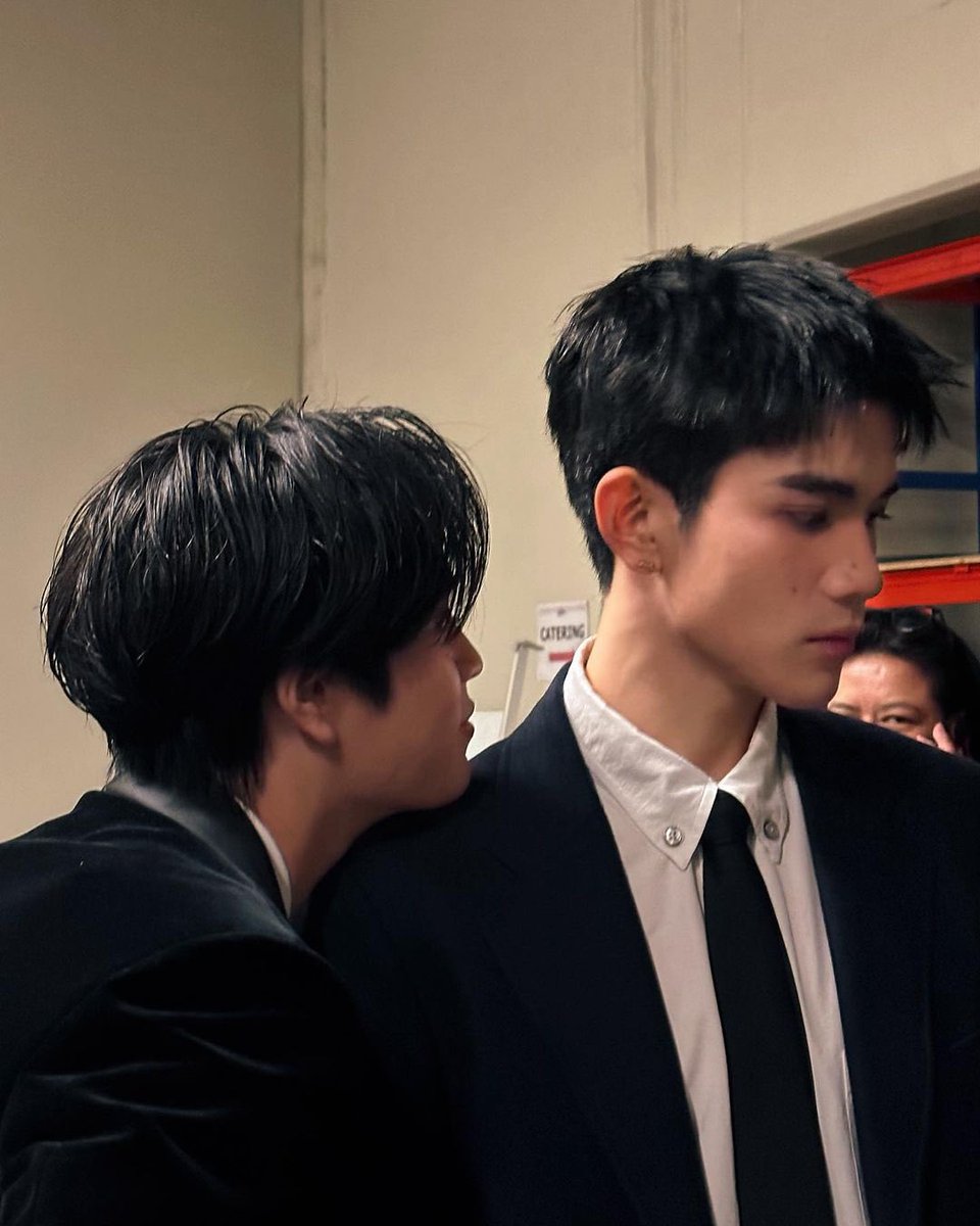 universegmnf's tweet photo. Q : เวลาโฟ้ดรู้สึกไม่ดี เจมชอบทำอะไร
🌻 : เข้ามาน้วยใส่
Q : เวลาที่คิดว่าจังหวะนี้แหละต้องเข้าไปเล่นกับโฟ้ด
🪥 : เวลาที่โฟ้ดรู้สึกไม่ดี 

Cr.คำถามและคำตอบ @./milkxoo

เป็น safe zone ของกันและกันจริงๆ อะ เหมือนที่น้องเคยบอกไว้ว่าเวลาที่อีกคนรู้สึกไม่ดีก็จะมีอีกคนคอยอยู่ข้างๆเสมอ เป็นคสพที่น่ารักมากเลยนะ 

FANIVAL X GEMINI FOURTH
#GMMTVFANIVALxGeminiFourth 
#GeminiFourth #เจมีไนน์โฟร์ท