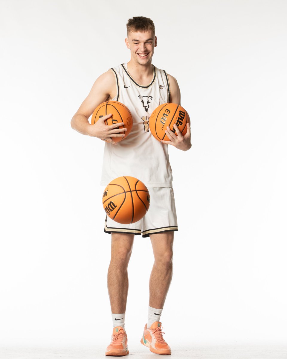 Brody Hull tweet media