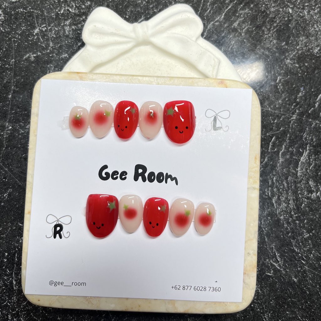 gee | Custom Press On Nails (@gee___room) / Posts / X