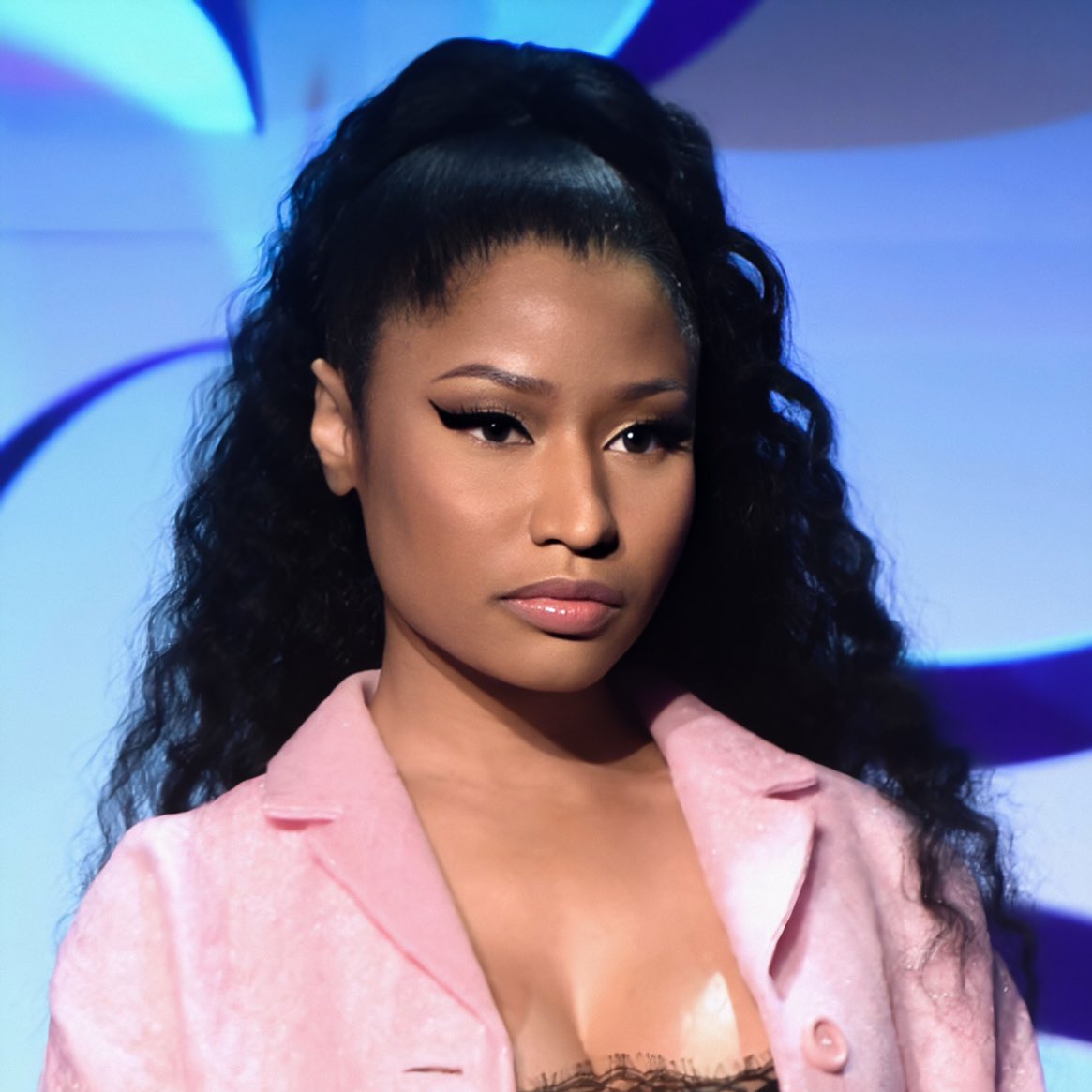 nmcaviar's tweet photo. .@NICKIMINAJ has reached 28 million followers on Twitter. https://t.co/0Ui6ezUqtT