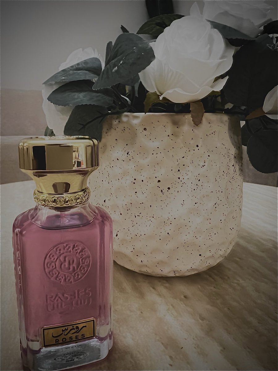 Ya77___'s tweet photo. @rasees_net و من غيره عطر #روزس من #رسيس 
سميته عطر كامل الأوصاف
-
-
-
-
-
-
@rasees_net https://t.co/OY14P2rMM7