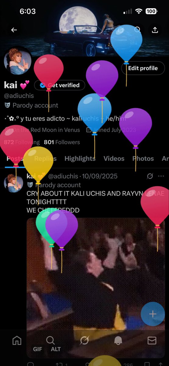adiuchis's tweet photo. balloons on my pageeee!! https://t.co/8W0o4YEh0R