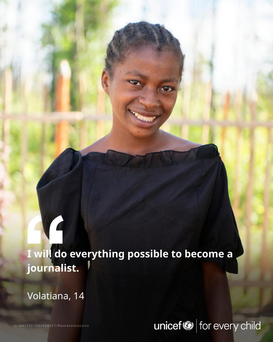 UNICEFMada's tweet image. 👧🏾 As #DayoftheGirl approaches, let&apos;s amplify girls&apos; voices. 
👉 With UNICEF-supported education programs, every girl can dream of a future built on strength, ambition &amp;amp; the right to choose her own path. #GirlsGoal