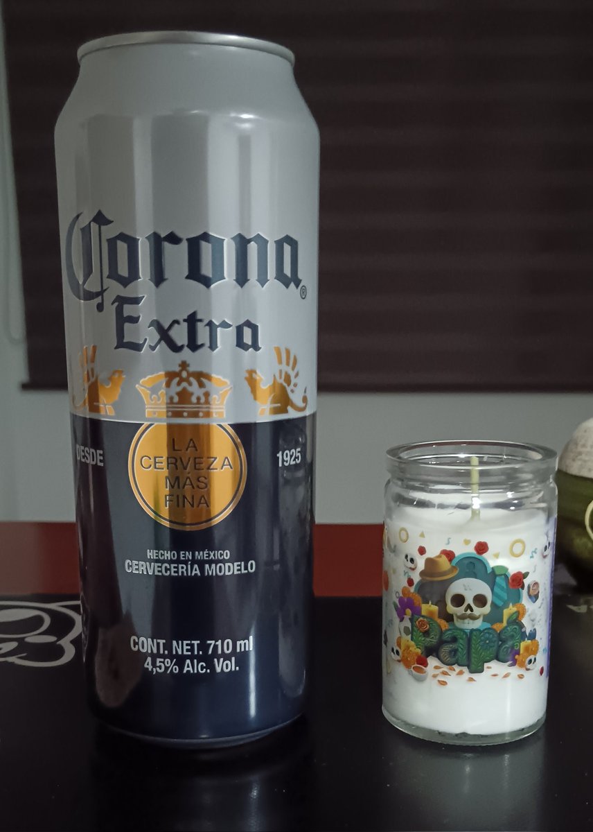 Hey_Wally's tweet photo. ¡Feliz cumpleaños Pa!  A tu salud. Y a seguirle echando ganas, para salir adelante, falto una cena más elaborada en tu honor, pero bueno de corazón te lo digo. ¡Te quiero mucho! https://t.co/XStb1ZatW4