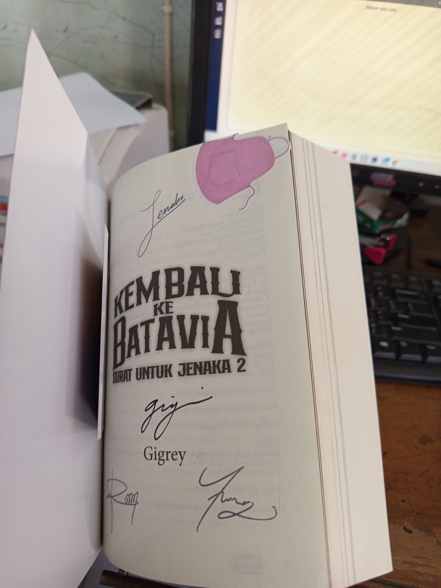 Hayul2305 tweet media