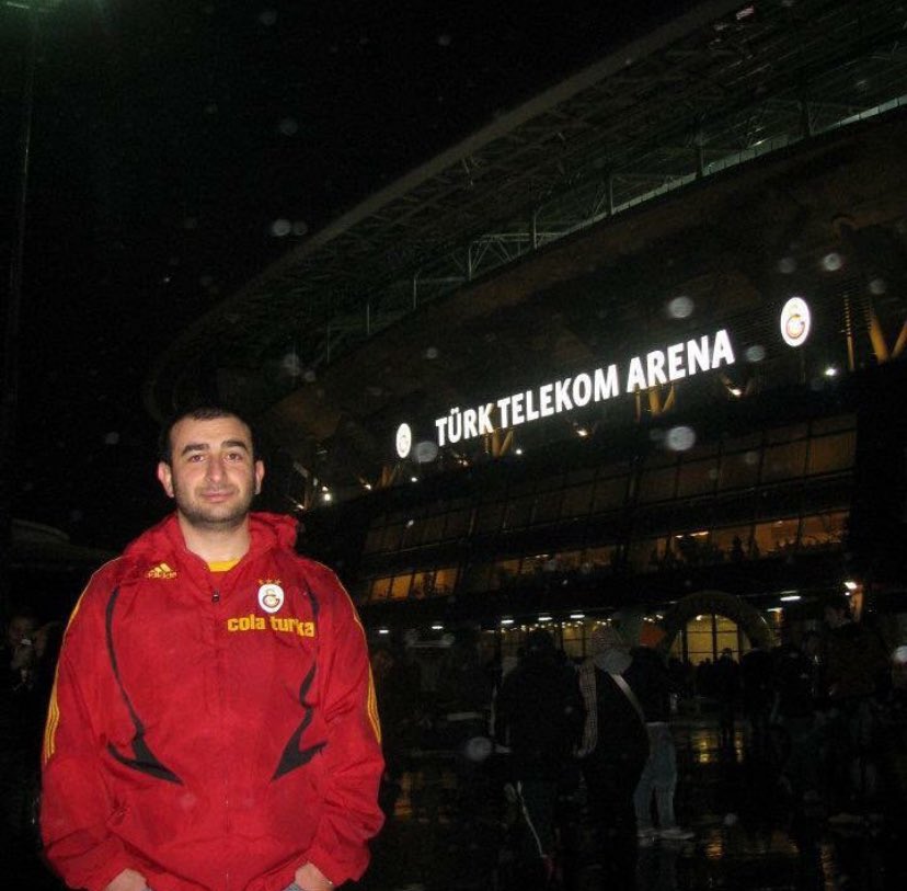 Mekanın cennet olsun Serdar abi.
Başımız sağ olsun. #SerdarÖktem