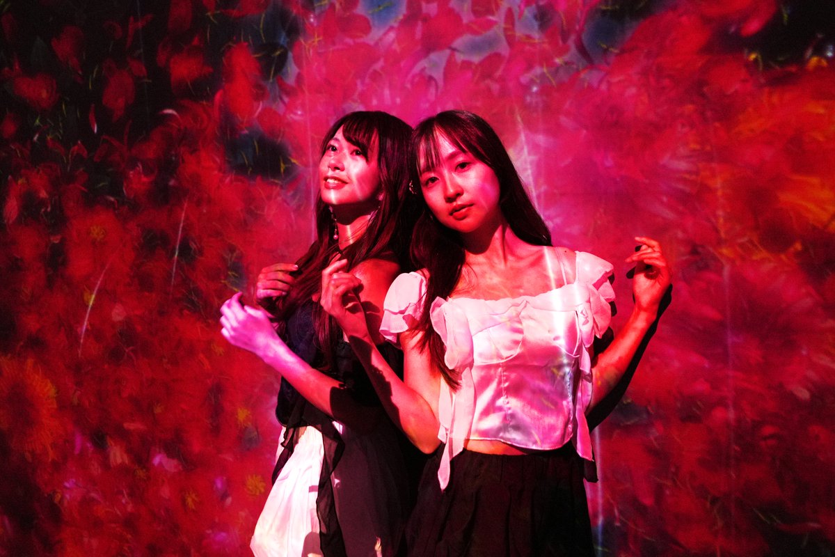 K70_55's tweet image. ペア撮⑥20250927(#teamLabBorderless)
#たんたん さん(@tantan8_rcc)
#Cocoa さん(@Cocoa__0922)

３倍カッコ良く撮れました🥰

SONY α6700
Tokina atx-m 11-18mm F2.8 WE
ISO 2000 SS1/40 F2.8 18mm

#ピントの合ってない写真もいい写真😅
#チームラボボーダレス