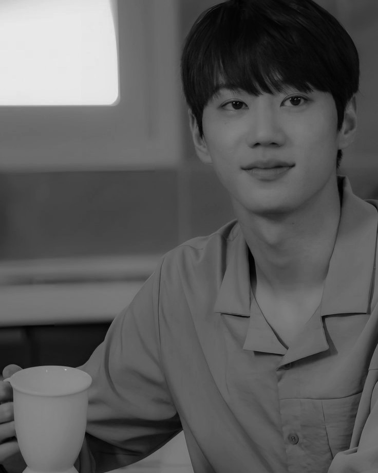 KIDUNGANARKl's tweet image. ㅤㅤㅤ
ㅤㅤㅤㅤ
“can we go..”                     “iya, sayang”
“can we buy..”
“can we visit..”
“can we eat..”
ㅤㅤㅤㅤ
ㅤㅤㅤ