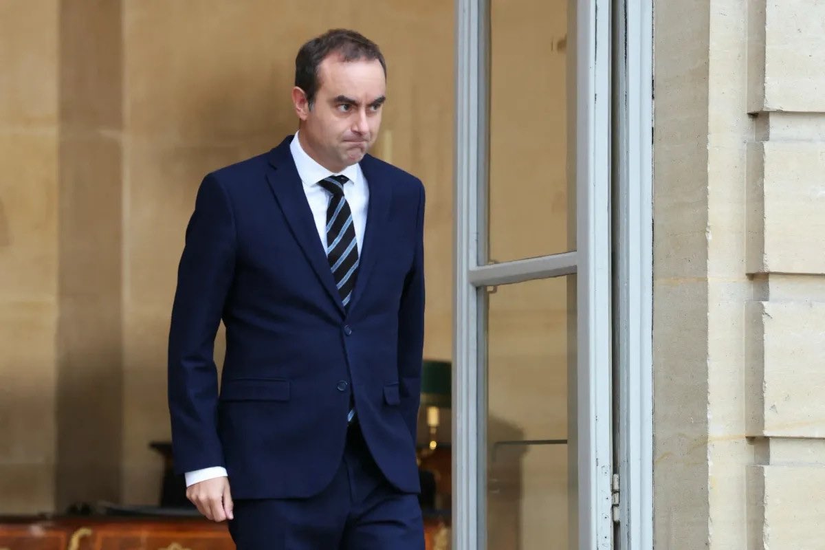 WeAreMalherbe's tweet photo. En quête d'une formule miracle, le Premier Ministre Sébastien Lecornu recevra Bruno Baltazar ce matin. https://t.co/QXo8Upf6ta