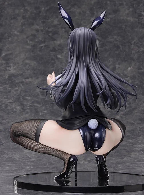 うるりひ氏が描く、OLとバニーが融合した「黒見沢香織」が1/4スケール登場! 明日10月8日(水)19時受注締めです! 国内: EN: