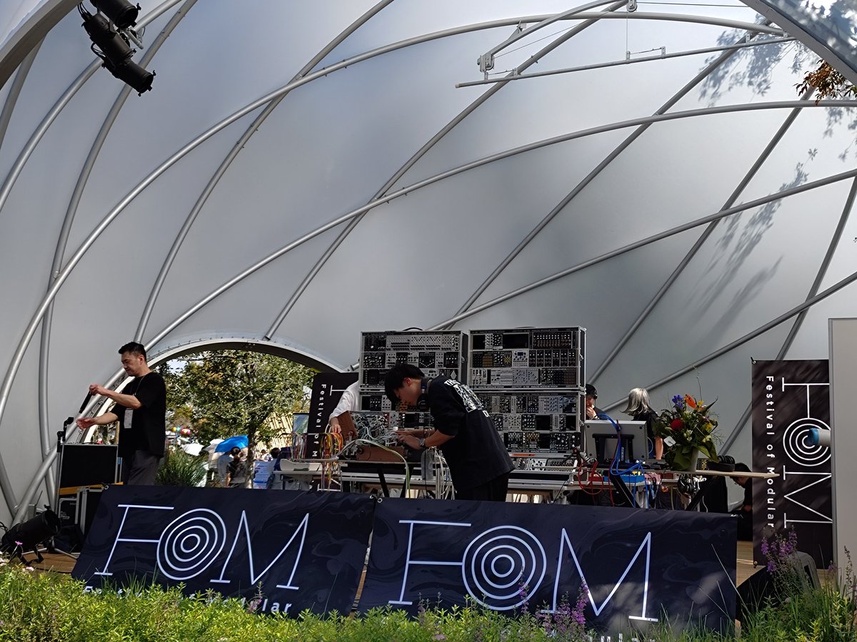 digilandch's tweet image. 大阪万博会場でのFestival of Modularスタートしています!
会場にお越しの方はぜひお立ち寄りください。
ステージ上で実際に触ることもできます。