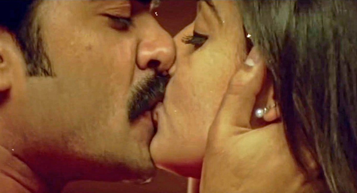 Nayanthara 👩‍❤️‍💋‍👨 STR