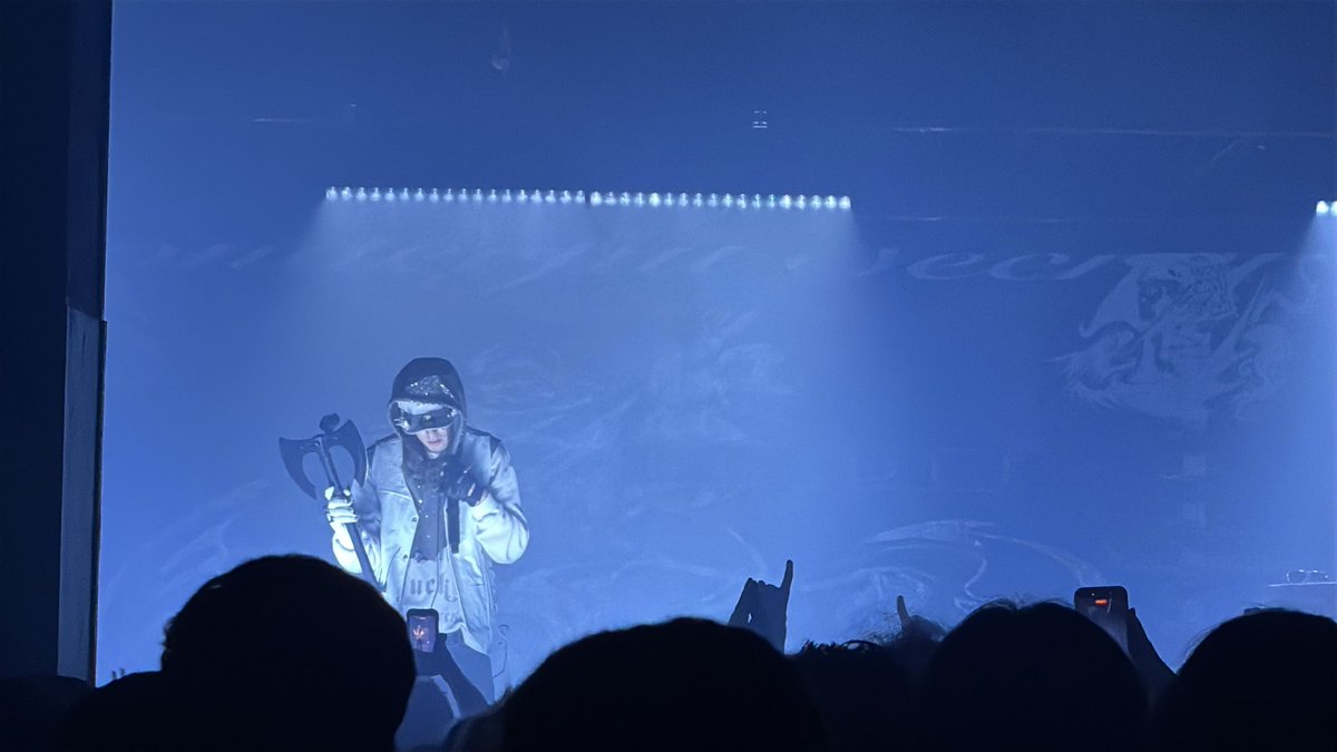 xKevnn's tweet image. Bladee Martyr Tour🙏