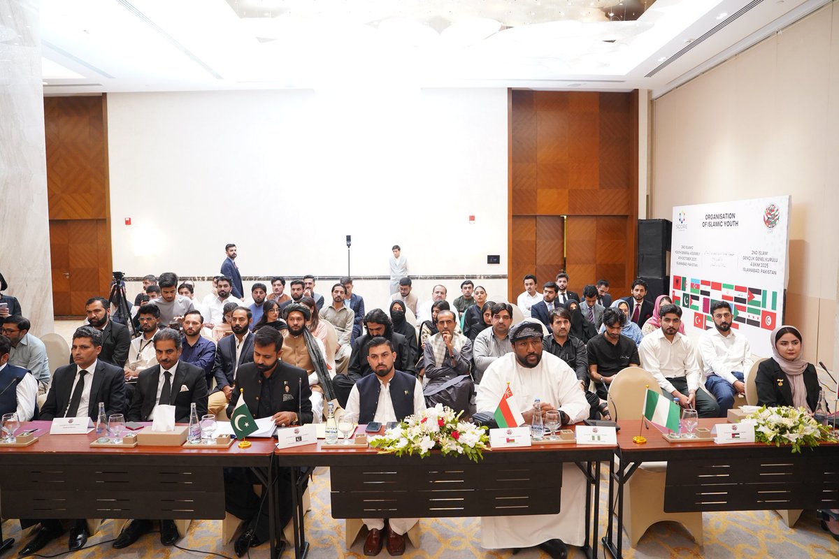 jalalsherazi's tweet photo. 2nd islamic Youth General Assembly
#ArchitectJalalSherazi
#PYA https://t.co/QYJspnFlq9