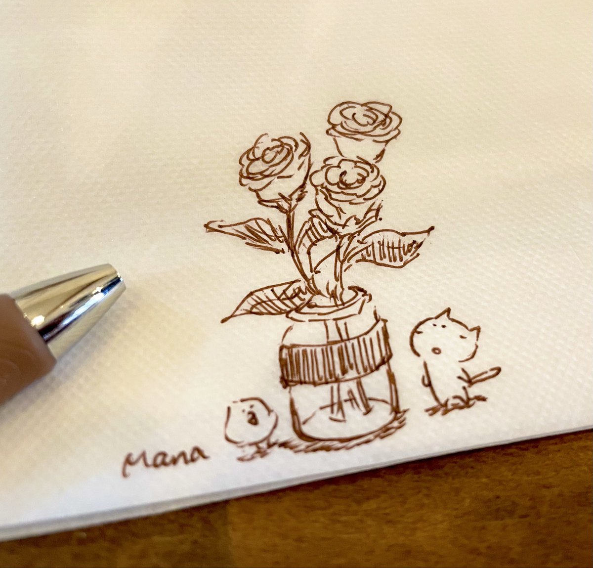 mana_paint's tweet photo. No.1062
可愛いお花を愛でながら
寝ている我が子を抱っこしながらの
ラテ。

贅沢な時間。。。 https://t.co/k6bQ94yeIE