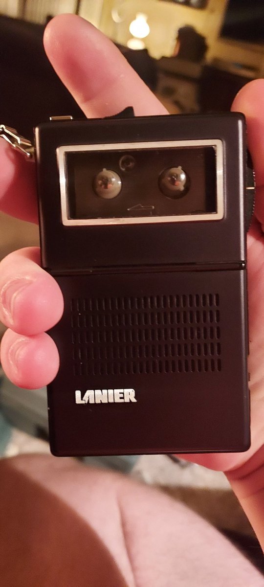 RyanProtogen's tweet image. I need help I've destroyed 5 of these trying to replace the belts I can't find any info anywhere I'm convinced it's impossible