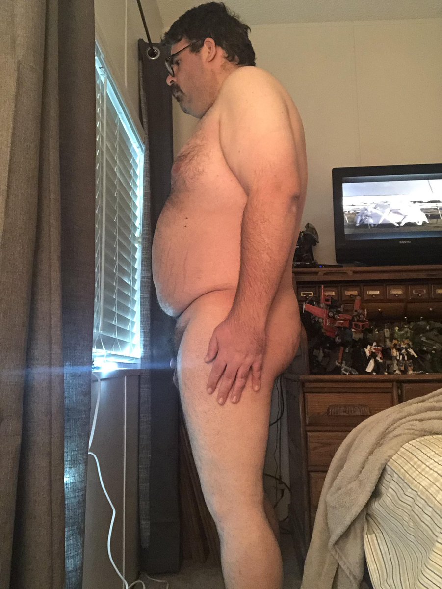 Chad the Perfect Aspiring Nudist tweet media