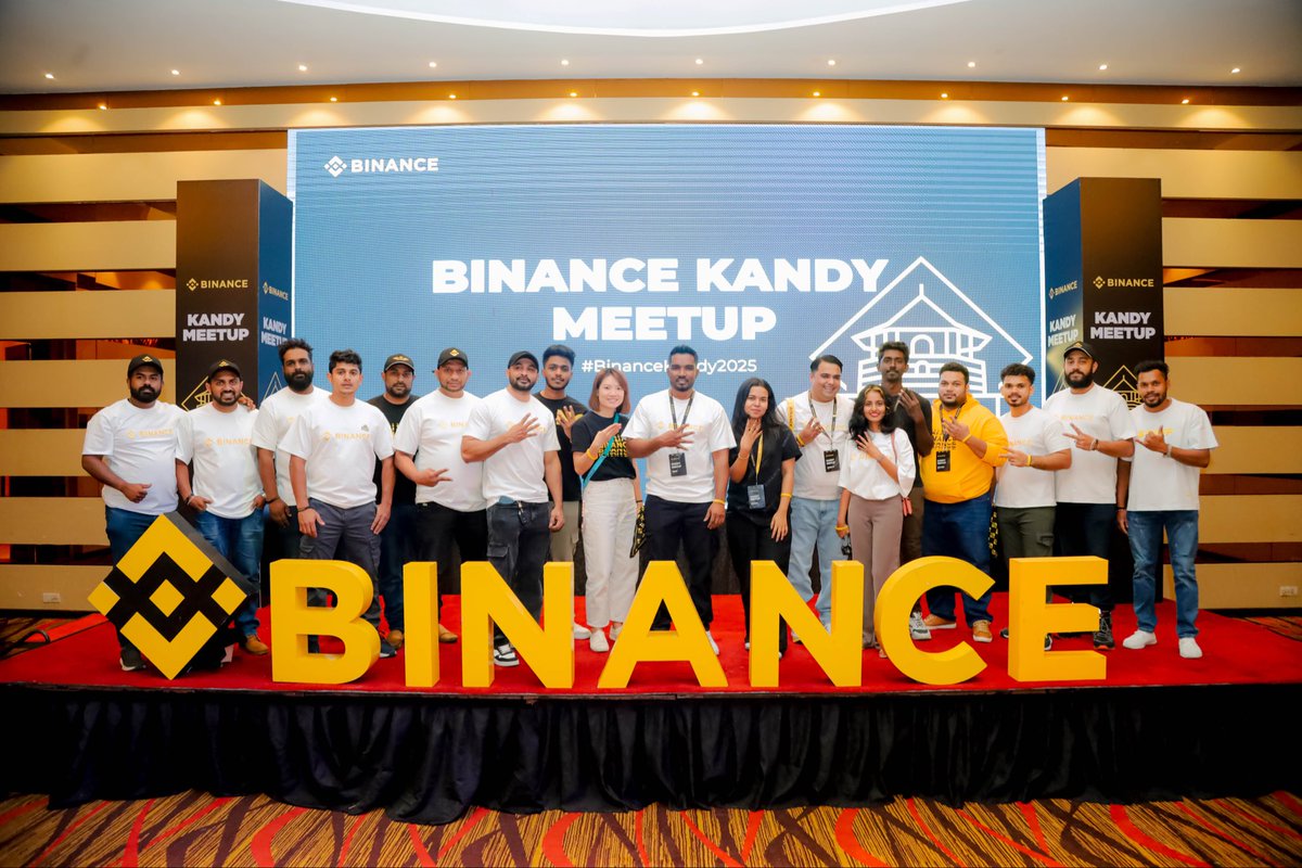 SupunChalu143's tweet photo. Finally we did it! 
Binance Meetup Kandy 2025 ✅
Big thanks to @binance and Sir @dilipishara1990 for bringing this golden opportunity to Sri Lanka. And Thank you so much @Venkatramangiri 
Can’t wait for the next one! 
#Binance #KandyMeetup #BinanceKandy2025 @binance 
🇱🇰❤️🇱🇰 https://t.co/eJJMzr4ivy