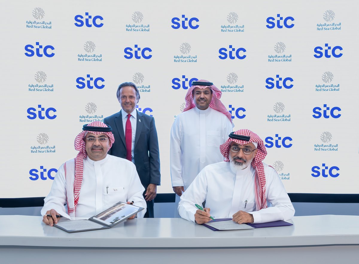 WhateverITNews's tweet photo. "البحر الأحمر الدولية" و stc تطلقان أضخم شراكة رقمية بـ 1.2 مليار ريال

#السعودية_العظمى 
https://t.co/e6mJDS0veE https://t.co/03EuZt7XOy