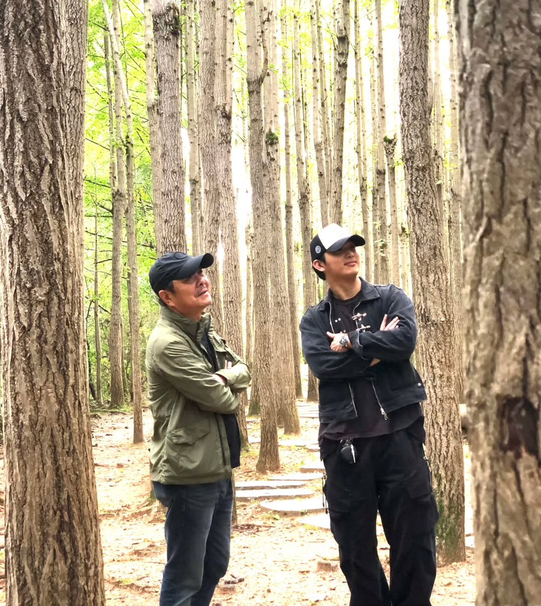 Instagram Update | 251007

Happy Chuseok 🤍
📎 instagram.com/p/DPfz0wmD4ly/…

#LIMHYUNSIK #임현식 #BTOB #비투비
<a href="/BTOB_IMHYUNSIK/">임현식</a>