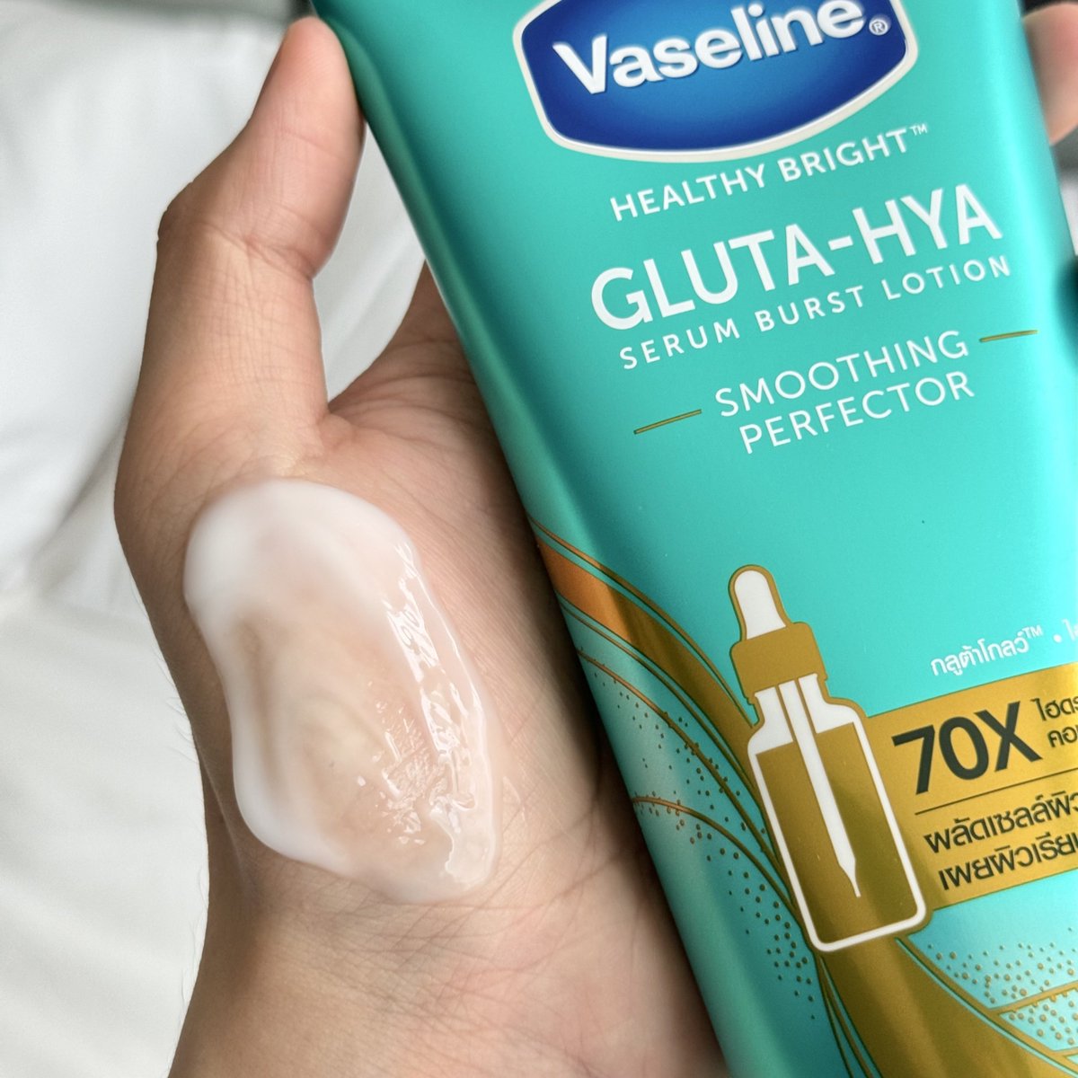 -ชาวขนคุดต้องมีเลยชีวิตเปลี่ยนมาก ㅜㅡㅜ
-vaseline สูตรนี้ขอมอบมง fav เลยโคตรดี
-มี bha , aha , pha ช่วยผลัดผิวเก่าแต่อ่อนโยน
-เนื้อดีมากกซึมไว ไม่เหนอะ ชุ่มชื้นสุดๆ

ที่เราใช้ประจำคือลงตัวนี้ก่อนแล้วค่อยล็อคความชุ่มชี้นด้วย urea เวิร์คจริง ขนคุดหายไปเยอะ
s.shopee.co.th/gHGTS2Pkb