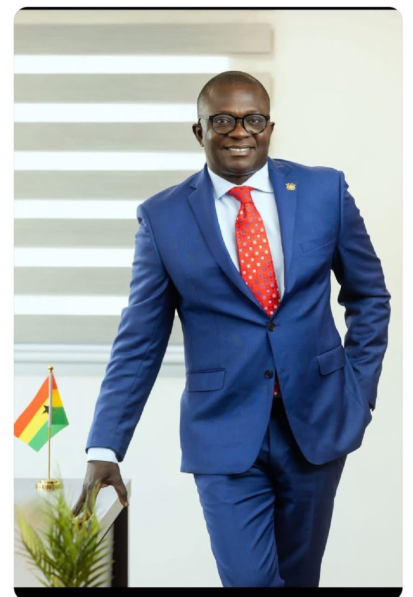 kwabeng_daniel's tweet image. Another name for Hope, Bold Trust,Power, Discipline and an action Person is DR. BRYAN ACHEAMPONG ✊.
#Discipline✅  #IdeasToAction✅
#Driven✅  #Unifier #Delivers✅