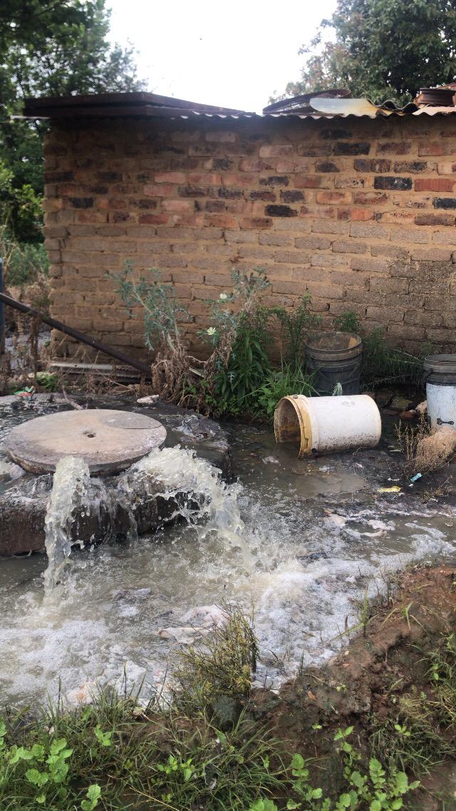 VaderNW's tweet photo. @nasiphim I have been reporting my sewer problem and till today no progress.
References:
6001287999
6001291572
6001291573 https://t.co/Gy0RLhwYl2