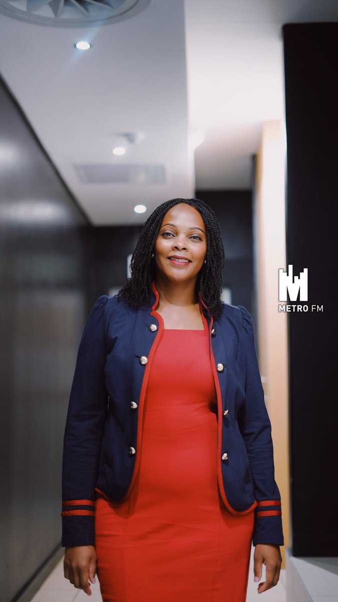 METROFMSA's tweet photo. Your year-end performance review isn’t just a meeting — it’s a career-defining moment. Whether you’re aiming for a promotion, a raise, or a fresh start in the new year, preparation is everything.
🔑 Dr. Sharon Munyaka, renowned work psychologist and past president of SIOPSA, reminds us: strategic reflection and preparation are the keys to standing out. 🎯 Ready to own your impact and step into 2026 with confidence? #BestMorninngs