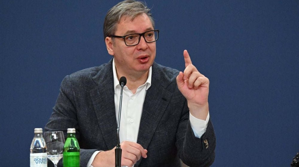 ... 🔥<a href="/avucic/">Александар Вучић</a>.. Odgovorite..

Gospodine Vučiću..

Ako Vam pada nadstrešnica na sopstvenom otvaranju, šta onda da očekujemo od mosta, od pruge, od čitave države?
 Ako konstrukcija ne može da izdrži ni prvi vetar, zašto da verujemo da će Vaš sistem izdržati oluju istine?

Kažete da