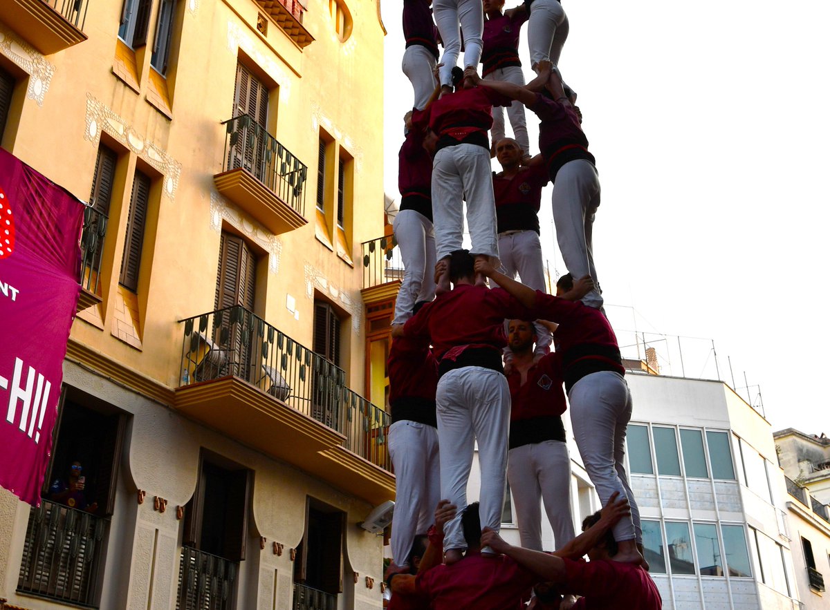 🟥 Continuem fent-ho gran. També dissabte a Torredembarra!
➡️ Avui ASSAIG!
✅ Canalla: de 19 a 20h
✅ General: de 20 a 22h
#castells #castellers