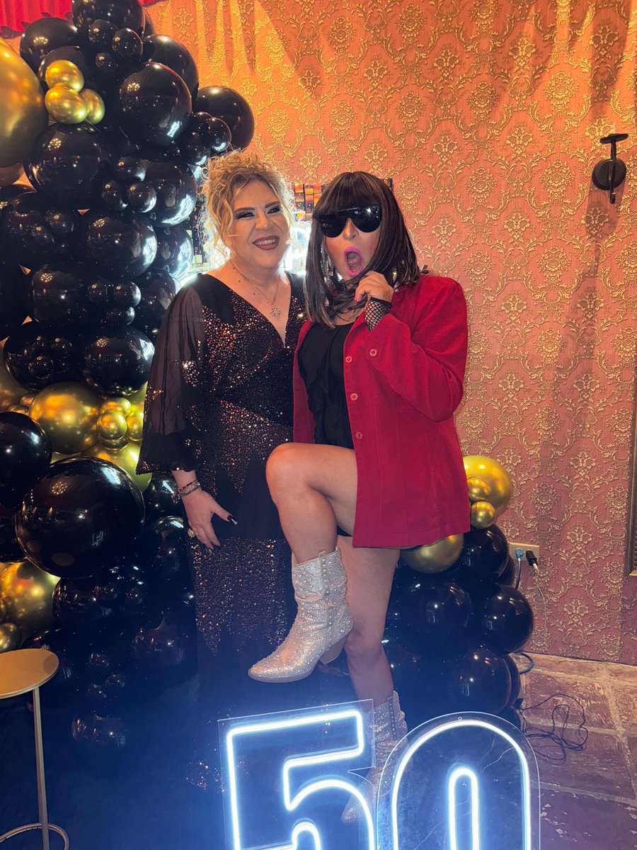 Hermosa la Reyna del chicharrón prensado #pamelachup