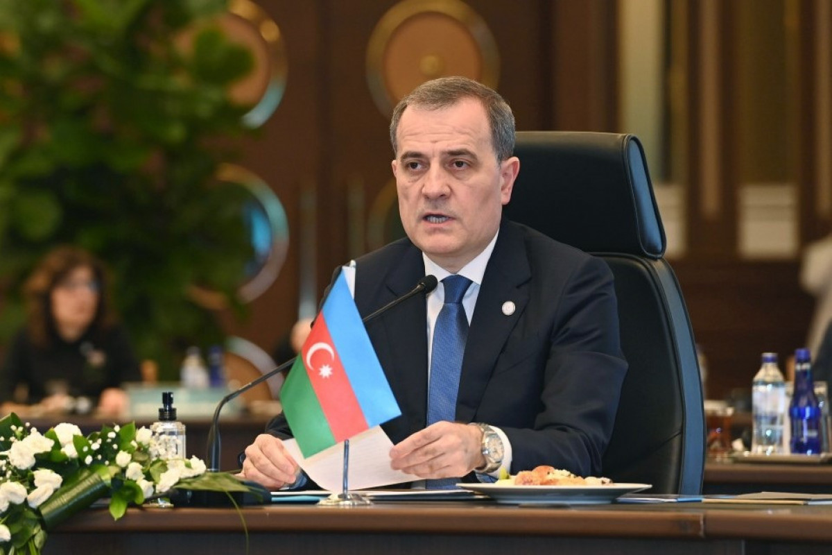 Ceyhun Bayramov: 

Azərbaycanla Naxçıvan arasında gediş-gəlişi təmin edəcək TRIPP marşrutunun bəyan edilməsi mühüm addımdır. TDT üzv dövlətləri coğrafi baxımdan təbii nəqliyyat, logistika, tranzit xəttlərini təşkil edərək Avropa və Asiya qitələri arasında körpü rolunu oynayır.