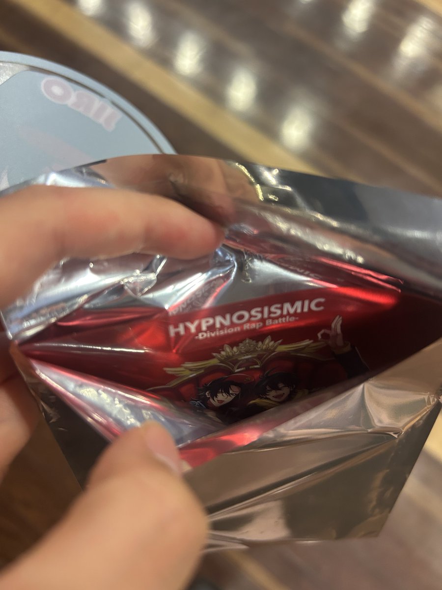 交換
ヒプムビ　特典　第15弾

譲　イケブクロ　ヨコハマ
求　言の葉党　中王区

郵送にて交換希望。タイミングが合えば名古屋にて手渡しも可能。ご不快でなければ比率違い大丈夫です。
二郎推しですが、言の葉党最推しなので交換に出しております。

検索からでもお気軽にお声がけください。