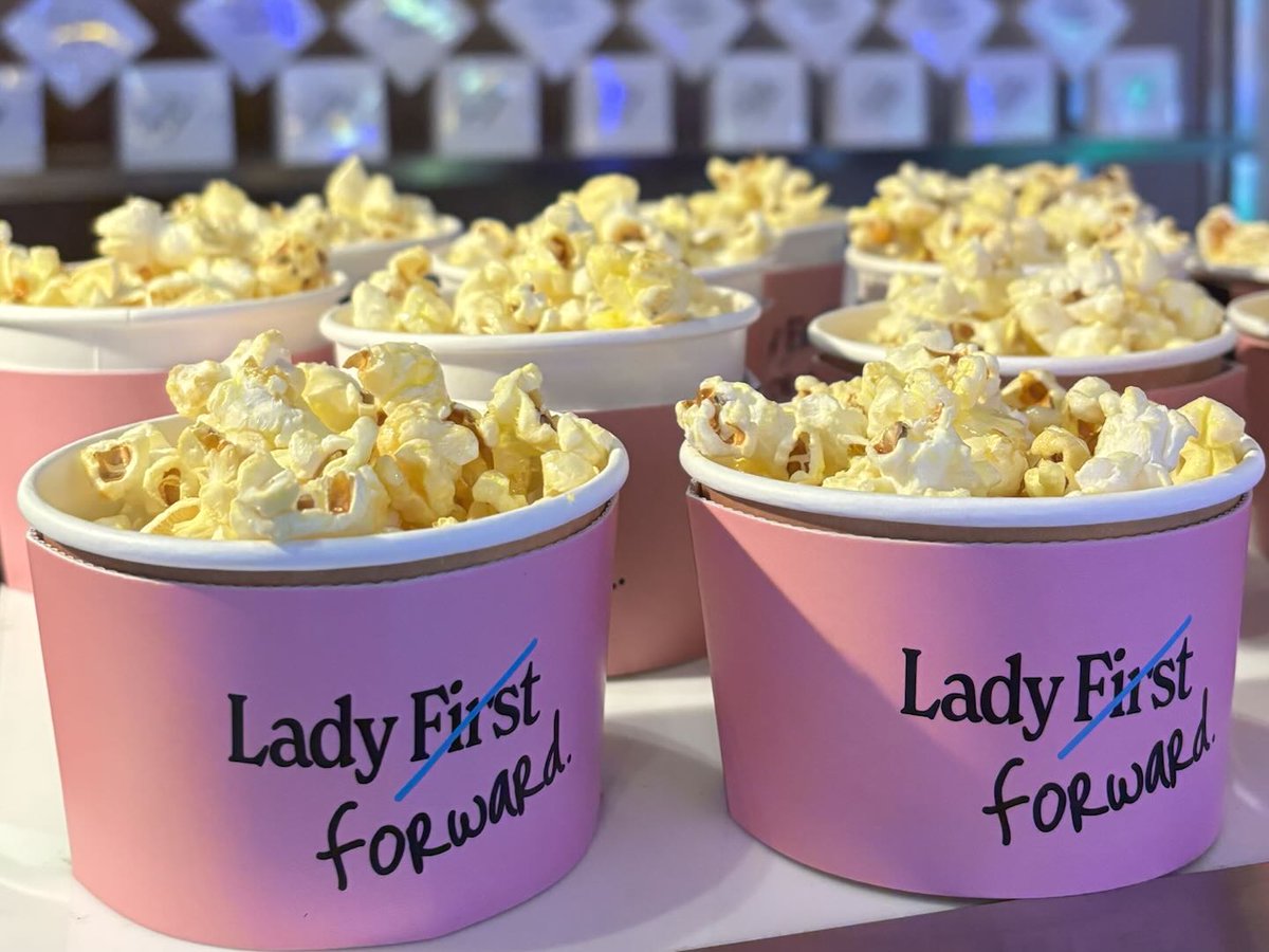 Thinking back to @Token2049 the Bitget booth was such a highlight! 🩵

Got my fave merch, snapped some Polaroids, and met so many inspiring women in the space. Love seeing female empowerment continue to shine in Web3.

Can’t wait for the next meetup!
#Blockchain4Her #LadyForward