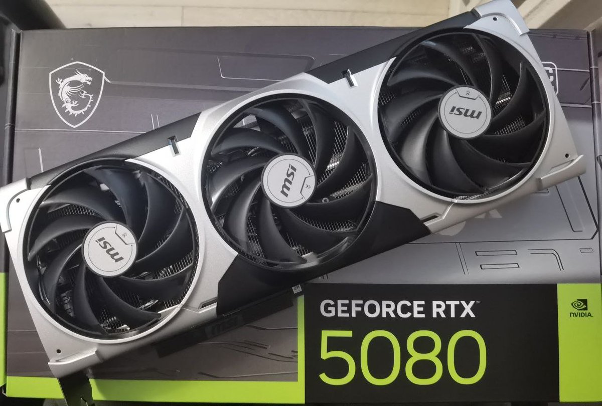 Взял тут себе на новый год заранее... 
И ведь реально для учёбы/работы 😅