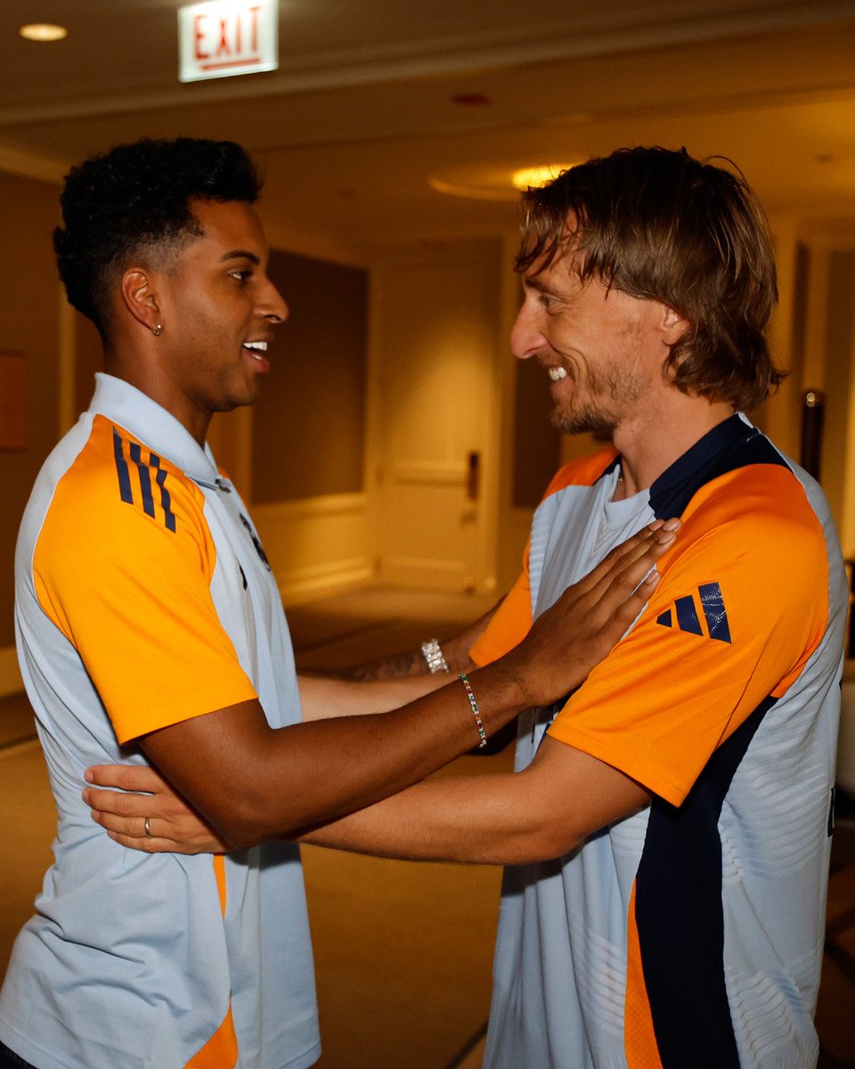 🗣 Rodrygo on Luka Modrić: "Luka's mentality is insane. These years with him were incredible for me, learning from him and enjoying a player of his quality. I always enjoyed watching him play, but when I was around him and shared a locker room with him, he impressed me even more.