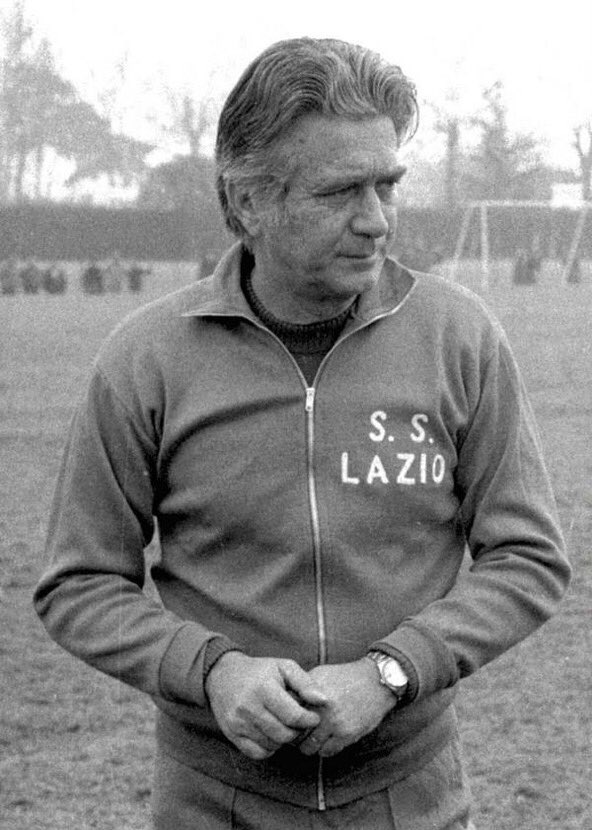 Auguri Maestro e da lassù proteggici 🩵🤍