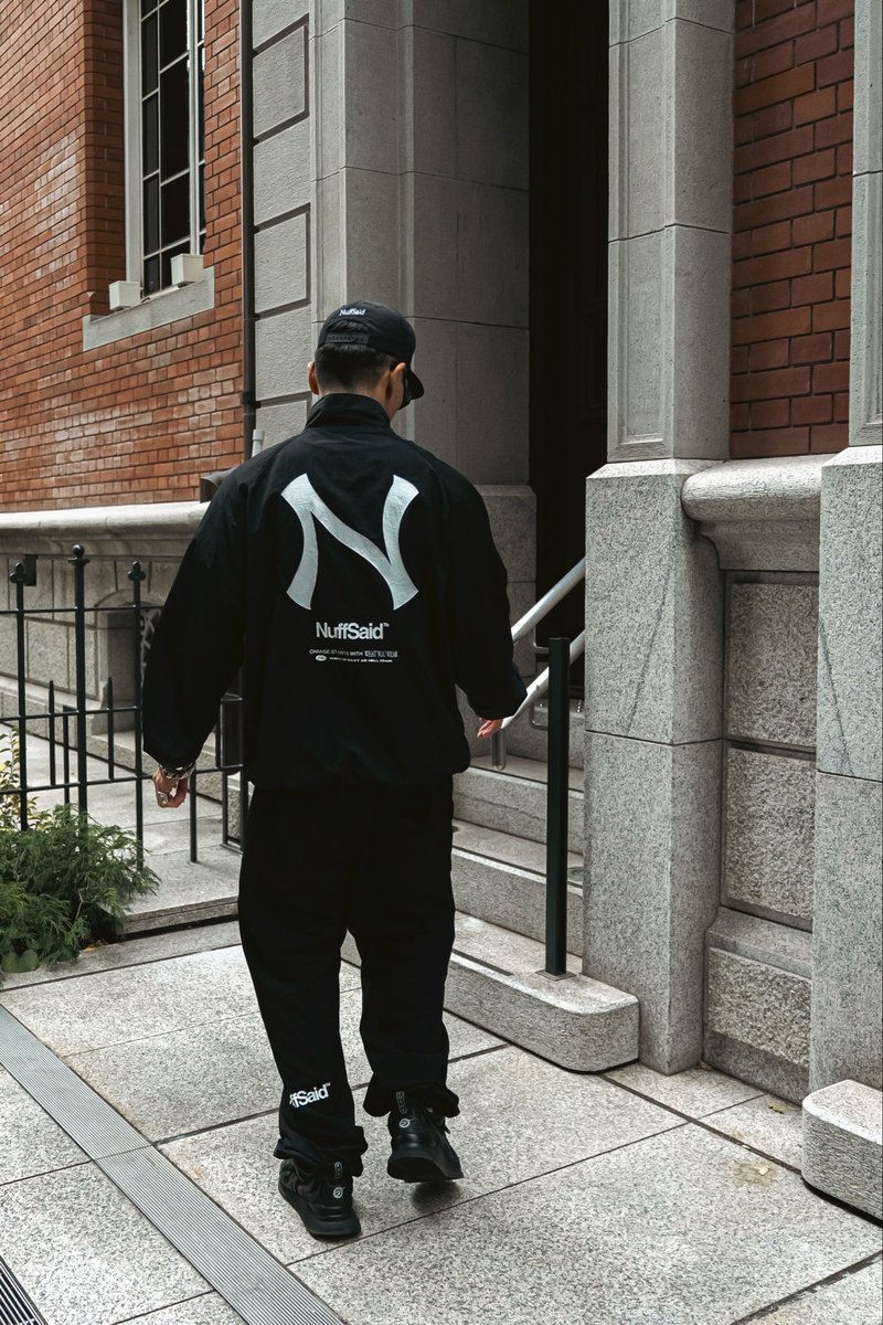 BADARTISHERE's tweet photo. NuffSaid™︎
nylon “N” setup
Just dropped 🐦‍⬛

https://t.co/nR4Q0t81xr https://t.co/UZe7hLzVRJ