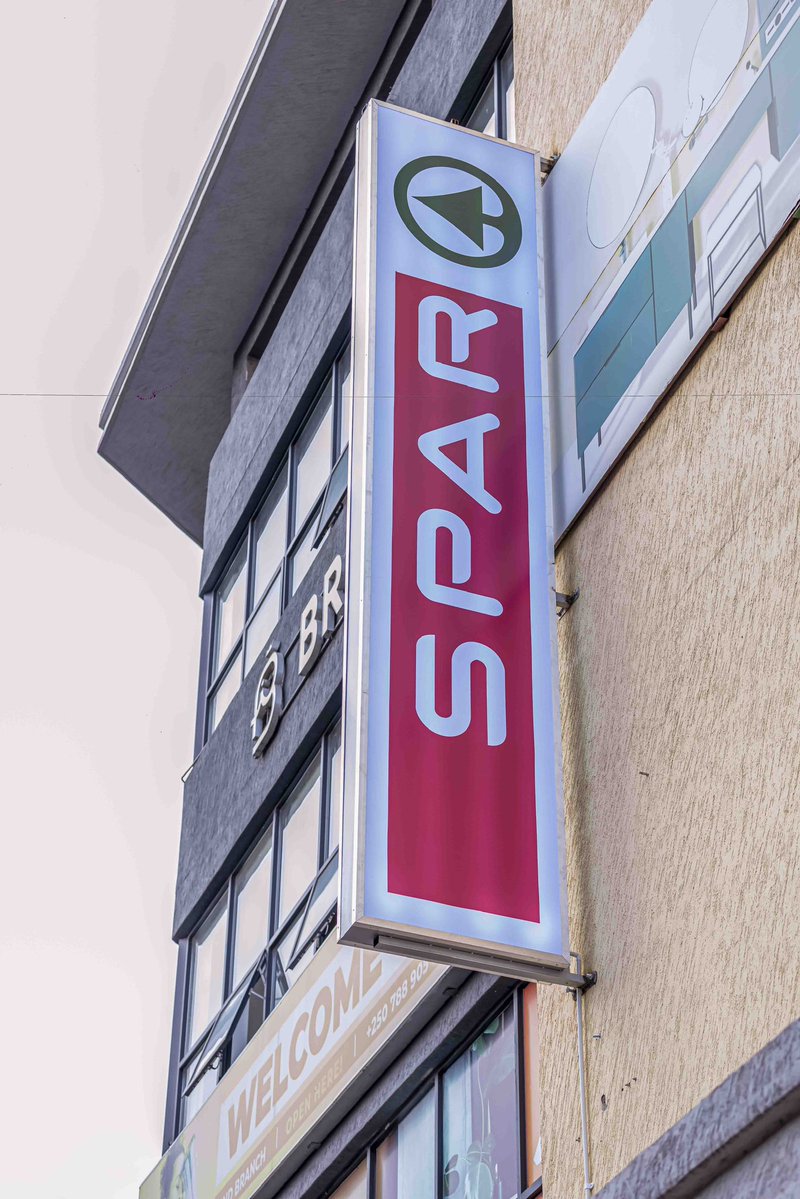 Find your favourite products and great deals at SPAR Rwanda, Deco Centre – Nyarutarama! 🛒🛍️
Quality, convenience, and freshness all in one place.
#MySparMyMarket #SparNiSawa